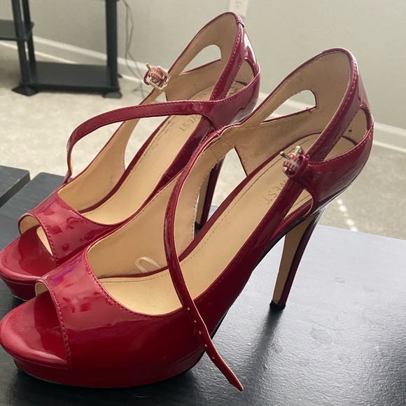Nine West Shoes - Nine West red leather heels